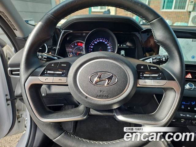Hyundai AVANTE 2021 — photo 15