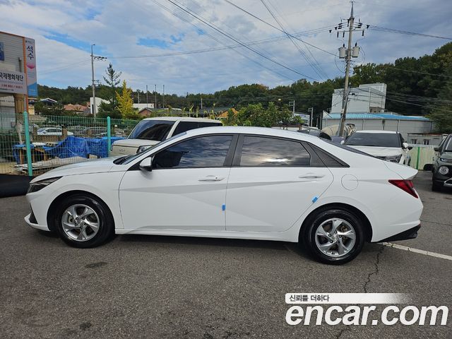 Hyundai AVANTE 2021 — photo 19