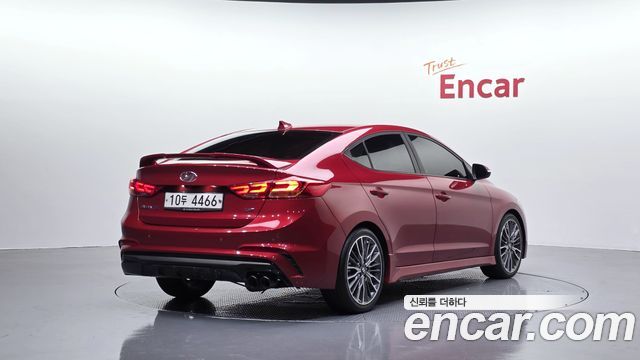 Hyundai AVANTE 2018 — photo 2