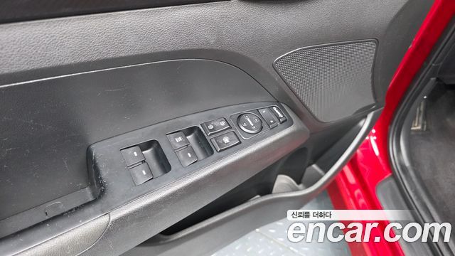 Hyundai AVANTE 2018 — photo 25