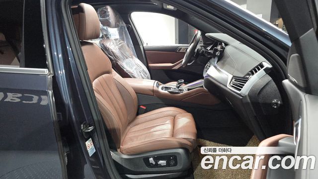 BMW X6 2020 — photo 18