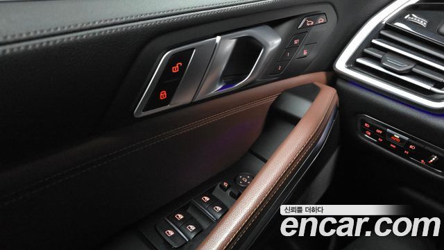 BMW X6 2020 — photo 36