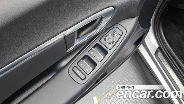 Hyundai Sonata 2020 — photo 13