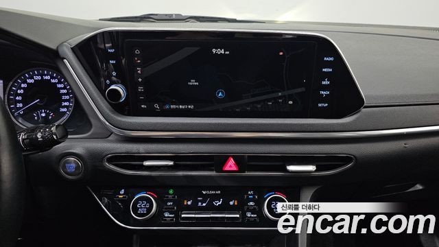 Hyundai Sonata 2020 — photo 16