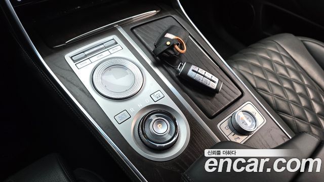 Genesis GV80 2020 — photo 9