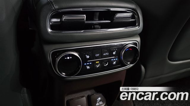 Genesis GV80 2020 — photo 20