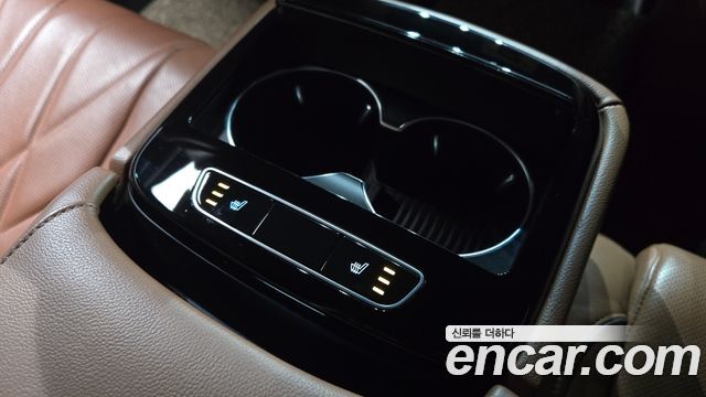 Genesis G80 2021 — photo 24