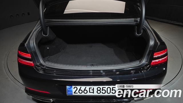 Genesis G80 2021 — photo 27