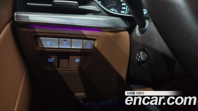 Genesis G80 2021 — photo 32