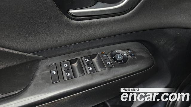 Hyundai Kona 2023 — photo 18