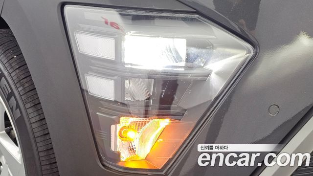 Hyundai Kona 2023 — photo 8