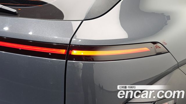 Hyundai Kona 2023 — photo 9