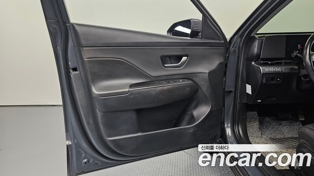 Hyundai Kona 2023 — photo 14