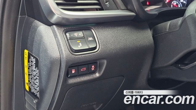 Kia K5 2019 — photo 22