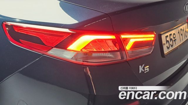 Kia K5 2019 — photo 9