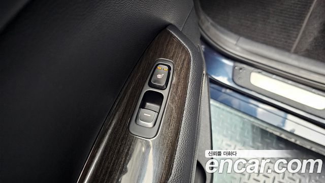 Kia K5 2019 — photo 28