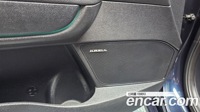 Kia K5 2019 — photo 31