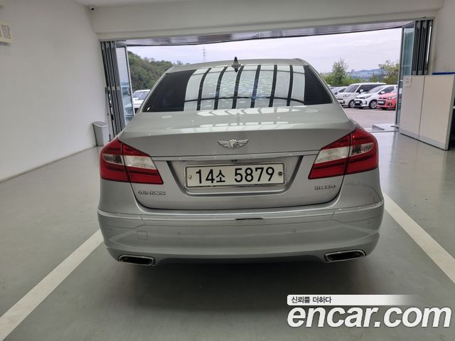 Hyundai Genesis 2012 — photo 4