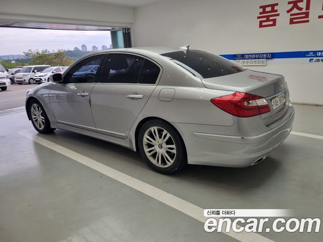 Hyundai Genesis 2012 — photo 5
