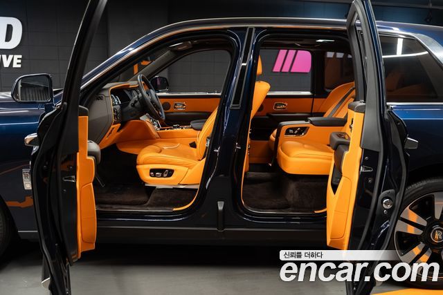 Rolls-Royce Cullinan 2022 — photo 8