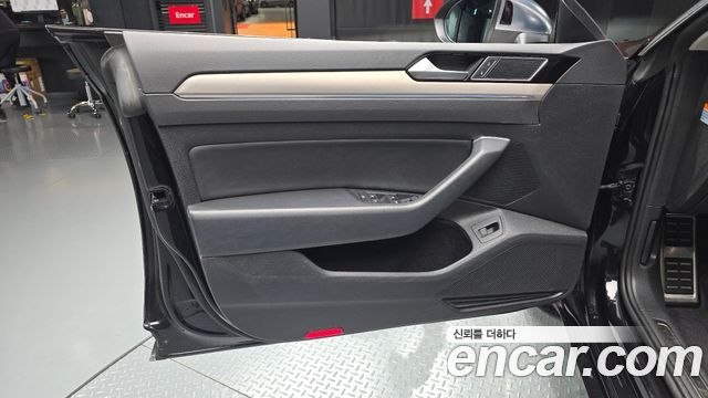 Volkswagen Arteon 2019 — photo 14