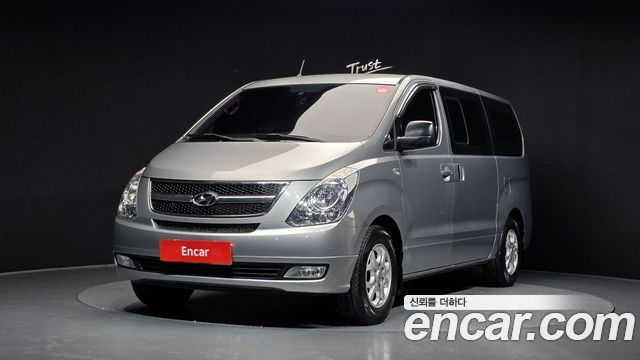 Hyundai Starex 2015 — photo 1