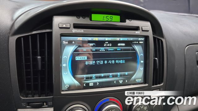 Hyundai Starex 2015 — photo 16
