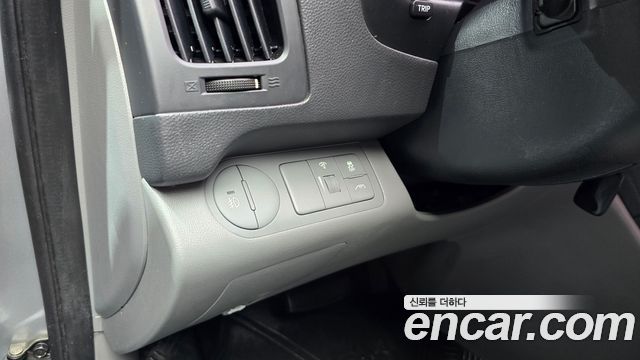 Hyundai Starex 2015 — photo 18