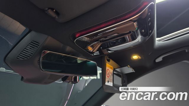 Mercedes-Benz E-Class 2025 — photo 30