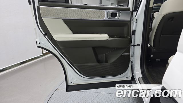 Hyundai Santafe 2025 — photo 15