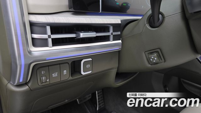 Hyundai Santafe 2025 — photo 28