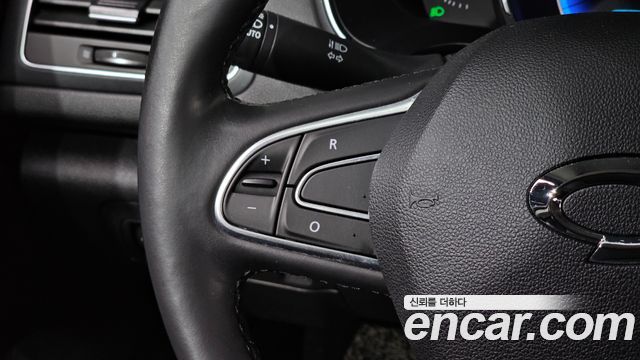 Renault Korea SM6 2019 — photo 23