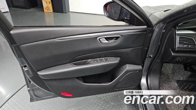 Renault Korea SM6 2019 — photo 14