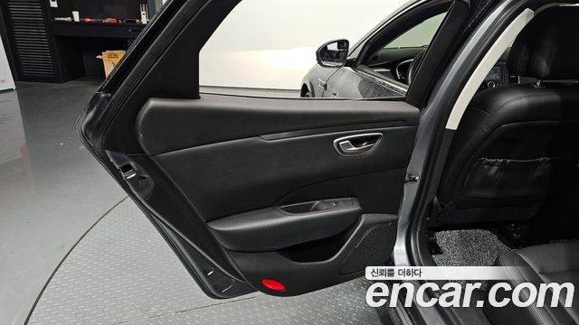 Renault Korea SM6 2019 — photo 15