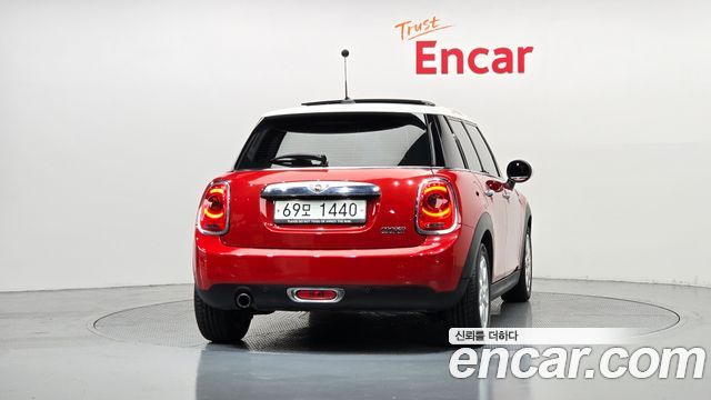 Mini Cooper 2015 — photo 4