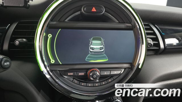 Mini Cooper 2015 — photo 13