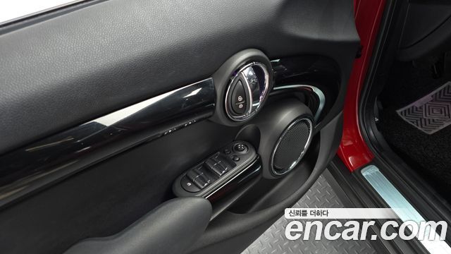 Mini Cooper 2015 — photo 20