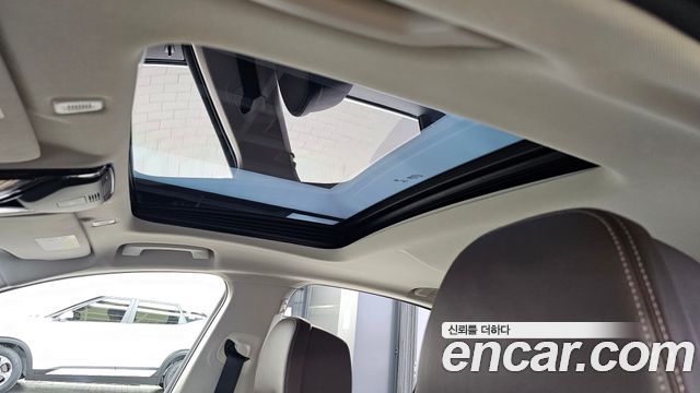 BMW 5-Series 2018 — photo 25