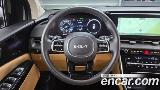 Kia Canival 2023 — photo 12