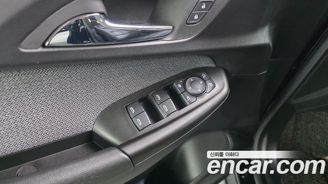 Chevrolet Korea Trailblazer 2022 — photo 23