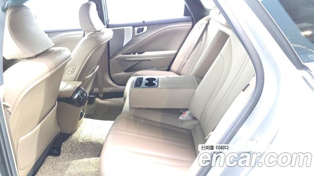 Kia K8 2022 — photo 18