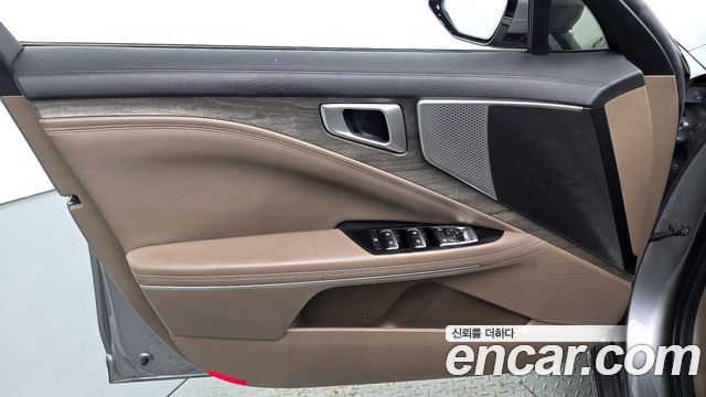 Kia K8 2022 — photo 14