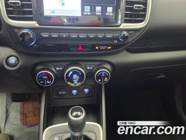 Hyundai Venue 2020 — photo 11