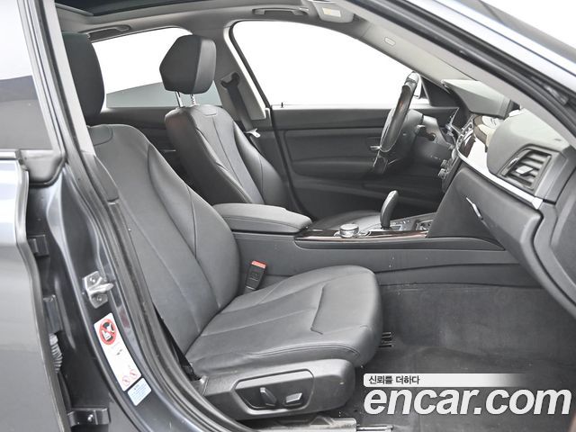 BMW Gran Turismo 2015 — photo 10