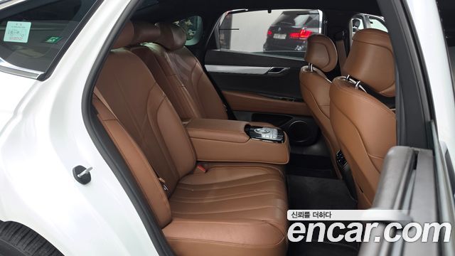 Genesis G80 2021 — photo 17