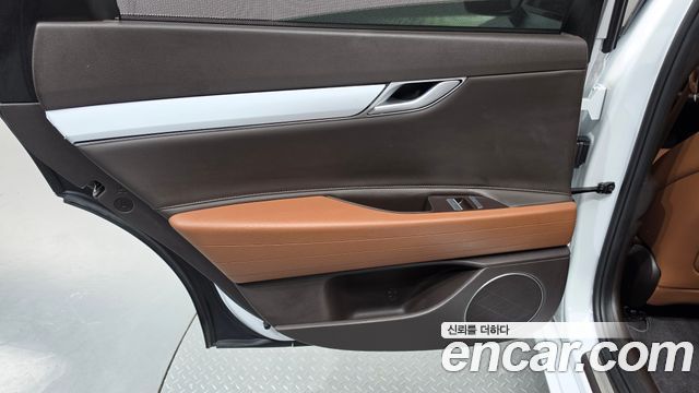 Genesis G80 2021 — photo 15