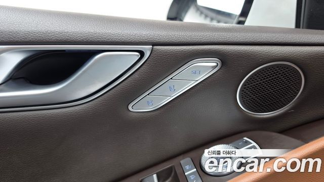 Genesis G80 2021 — photo 36