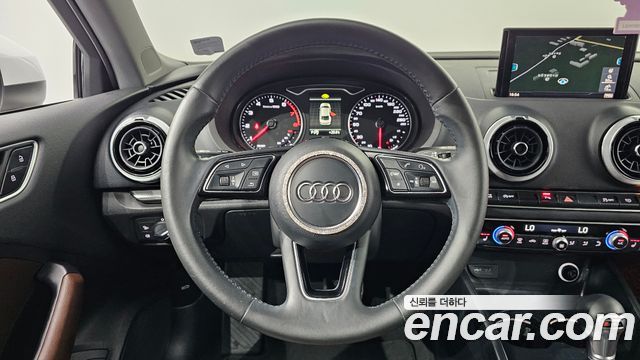Audi A3 2020 — photo 19