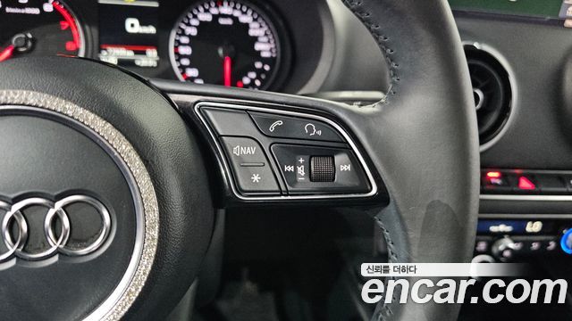 Audi A3 2020 — photo 22