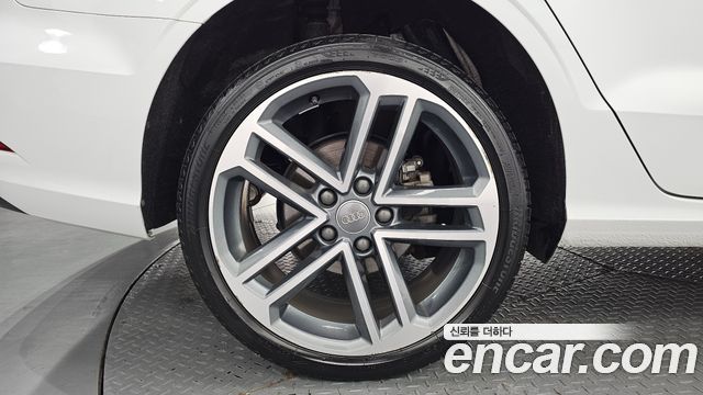 Audi A3 2020 — photo 7